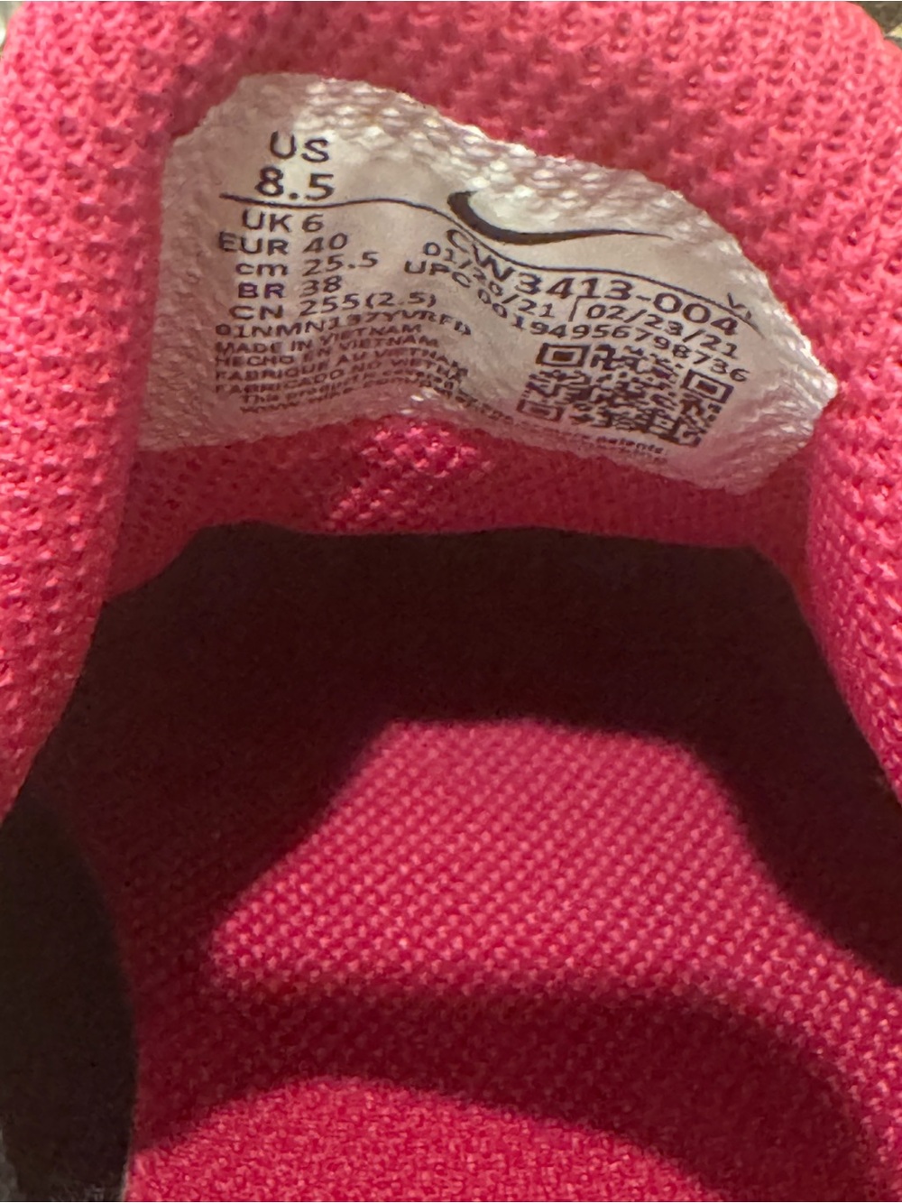 Nike Black and Hot Pink Women's Athletic Downshifter 11 Running Shoes - Picture 10 of 10